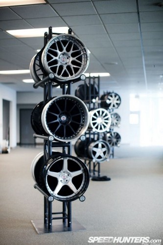 kovanie diski ot HRE WHEELS 005 Как делают кованые диски для авто