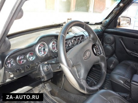 Тюнинг ВАЗ 2106 : "Крейзи инсайд" Тюнинг ВАЗ 2106 : "Крейзи инсайд"