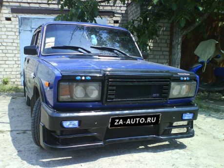 Тюнинг ВАЗ 2107 - "Сапфир" Тюнинг ВАЗ 2107 - "Сапфир"