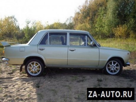 tuning_vaz_2101_dux_vremeni_2 Тюнинг ВАЗ 2101 - "Дух времени" (фото)
