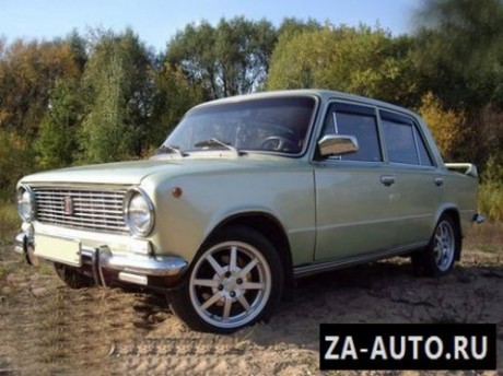 tuning_vaz_2101_dux_vremeni_5 Тюнинг ВАЗ 2101 - "Дух времени" (фото)