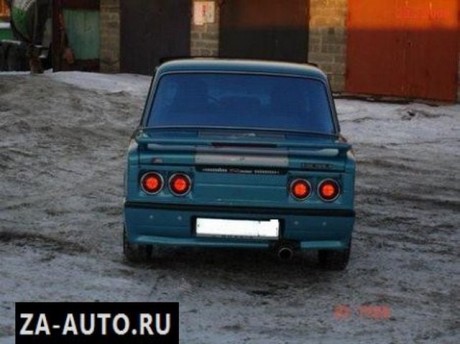 tuning_vaz_2101_kopejka_protiv_dollara_07 Тюнинг ВАЗ 2101 - "Доллар vs Копейка!"