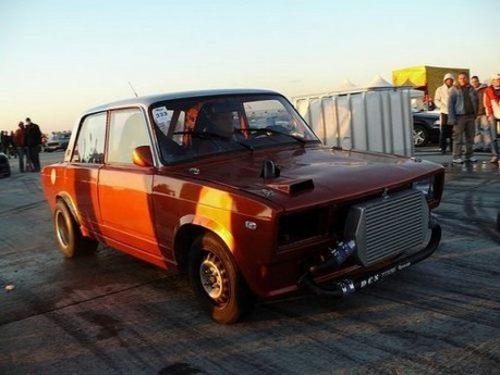 auto_vaz_v_raznix_stranax_mira_9 автомобили ВАЗ в мире