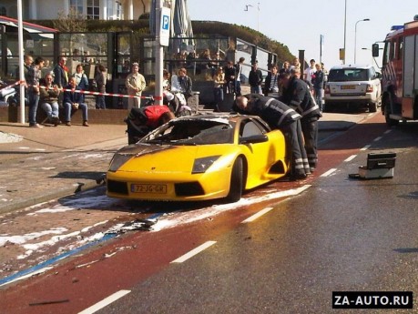 Lamborghini_Murcielago_sgoraet_v_niderlandah_5 Lamborghini Murcielago сгорел в Голандии