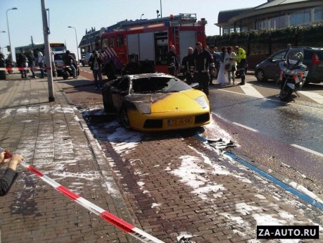 Lamborghini_Murcielago_sgoraet_v_niderlandah_3 Lamborghini Murcielago сгорел в Голандии