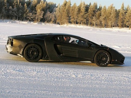 Lamborghini_New_V12_2 Lamborghini New V12