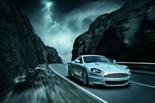 Aston Martin DBS: суперкар на красной дорожке