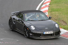 На новый Porsche 911 поставят сразу три турбины