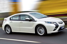 Opel готов официально представить свой первый гибрид
