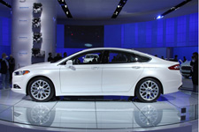 Ford представил Mondeo нового поколения