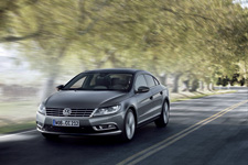 Volkswagen запускает в продажу обновленный Passat CC