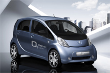 Peugeot iOn: электричество в городе