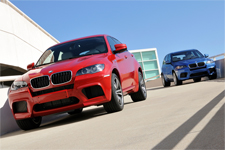 BMW объявила цены на модели X5 M и X6 M