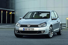 Volkswagen Golf VI: Рааавняйсь! Смииирно! Вольно! Новый «Гольф» – скоро в продаже.