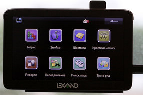 Автонавигатор Lexand ST-610: на большом экране