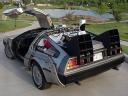 DeLorean DMC 12 из кинофильма «Назад в Будущее»