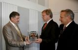 DaimlerChrysler договорился с OAO «Газпром»