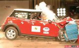 MINI Cooper (2007) получает пять звезд в краш-тесте Euro NCAP