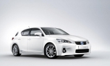 Молодежный Lexus CT200h