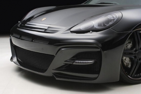 Porsche Panamera Black Bison