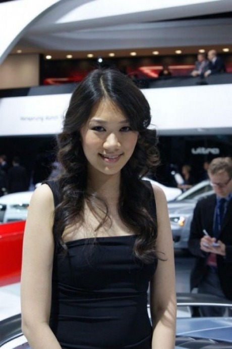 Автосалон в Детройте 2012 : Девушки 