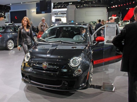 Автосалон в Детройте 2012 : Девушки 