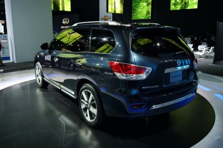 Nissan Pathfinder 2012