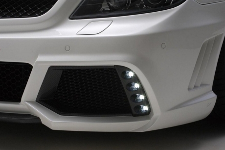 Тюнинг авто Mercedes-Benz R230 SL-Class Black Bison от Wald International 