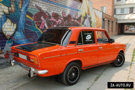 Тюнинг ВАЗ 2106 : Рэд энд Блэк