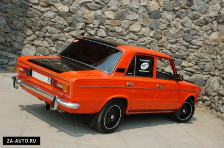 Тюнинг ВАЗ 2106 : Рэд энд Блэк