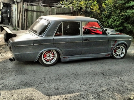 Тюнинг ВАЗ 2106 : Серый кардинал