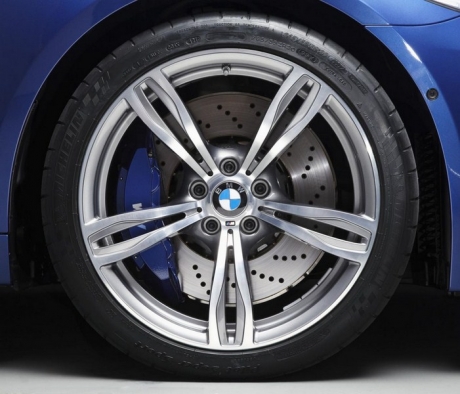 Авто новинки 2012 : BMW M5