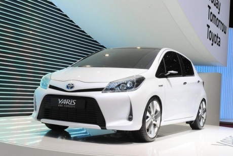 Toyota Yaris HSD Concept