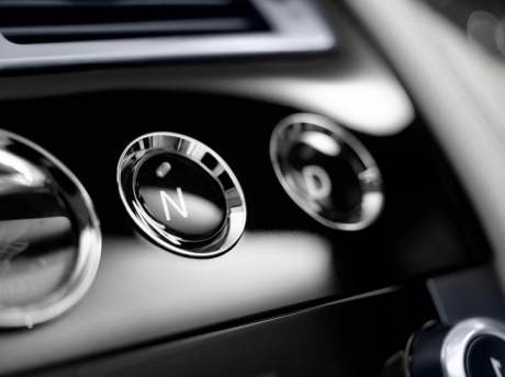 Aston Martin Virage 2012