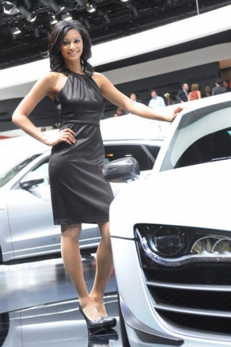 Автосалон в Детройте 2011 : Девушки 