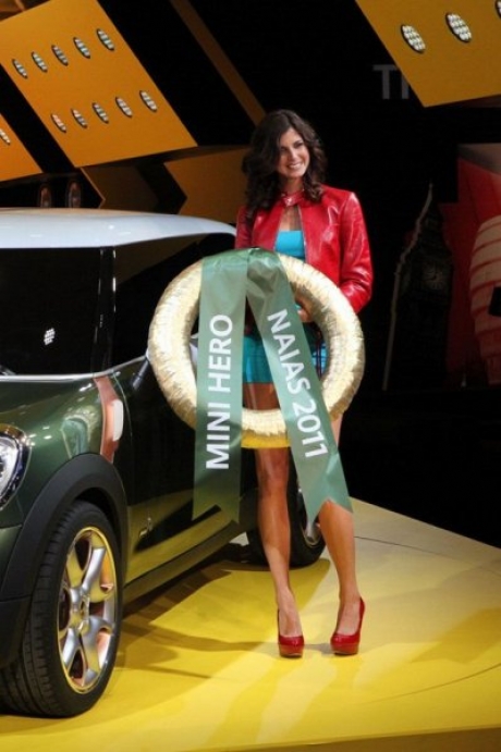 Автосалон в Детройте 2011 : Девушки 