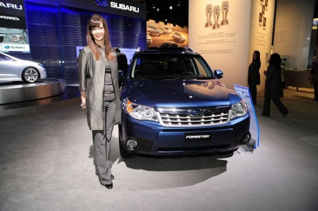 Автосалон в Детройте 2011 : Девушки 