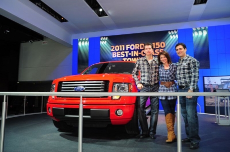 Автосалон в Детройте 2011 : Девушки 