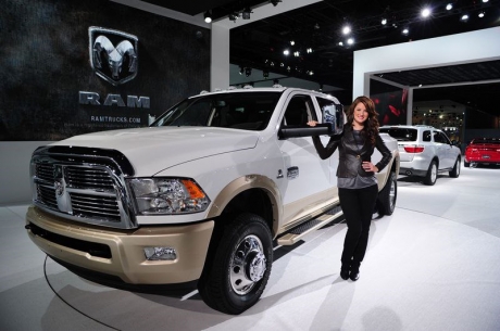 Автосалон в Детройте 2011 : Девушки 