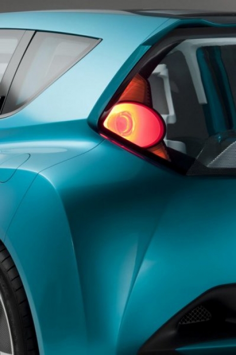 Toyota Prius С Концепт