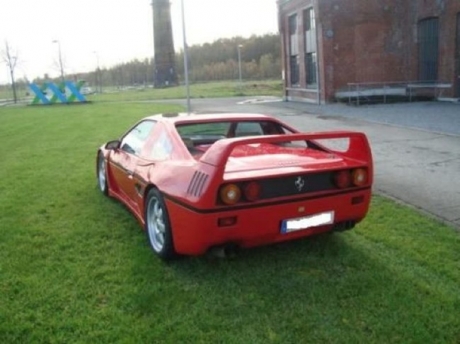 Pontiac Fieri tuned to Ferrari F40