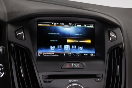 ford_focus_electric_2012_04