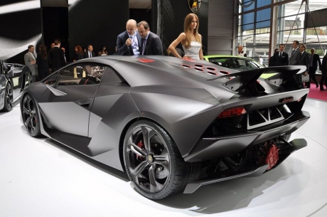 Lamborghini Sesto Elemento