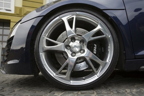 Audi R8 SD Stealth от Status Design