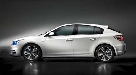 хэтчбек Chevrolet Cruze 2011