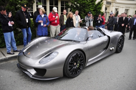 Porche 918 Hybrid Pebble Beach