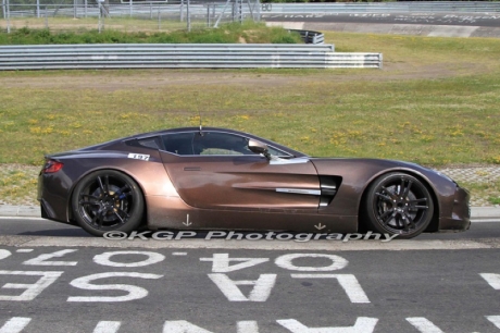 Aston Martin One-77 на трассе Нюрбургринг