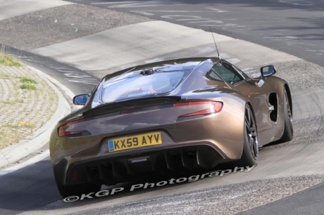 Aston Martin One-77 на трассе Нюрбургринг