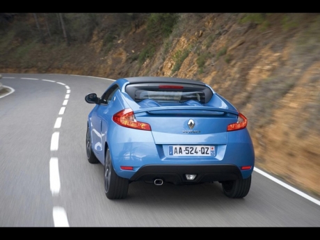 Renault Wind 2011- когда ветром сносит крышу