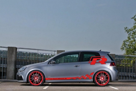 Volkswagen Golf VI R 330 HP от Sport-Wheels
